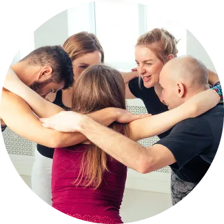 Lerne Fähigkeiten, um die Vernetzung in der Gemeinschaft im Volunteer-Trainingsprogramm zu verbessern.