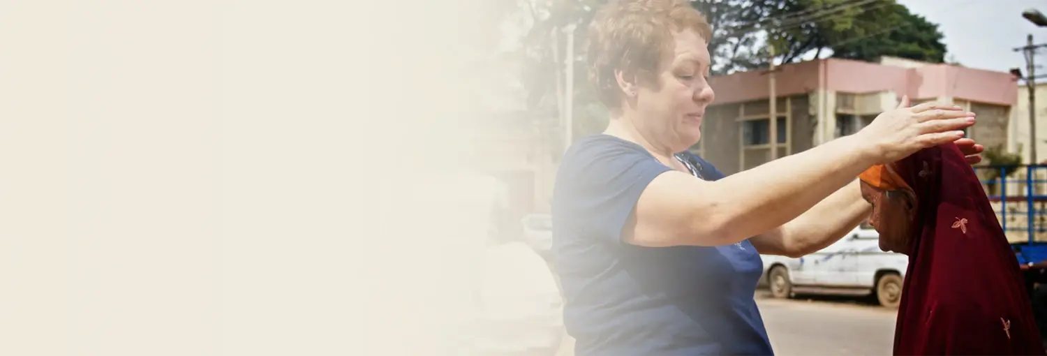 Workshop-Szene aus dem Blessings-Kurs, fokussiert auf Heilung und Empowerment.