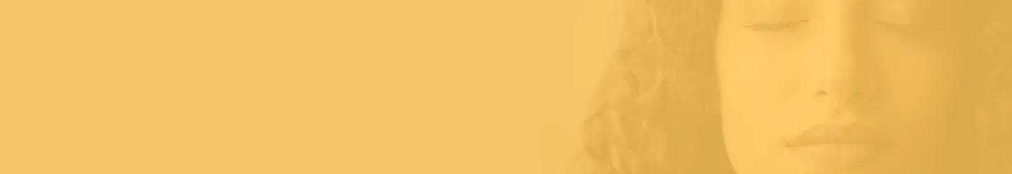 Фоново изображение с оранжево наслагване с жена, която медитира от дясната страна