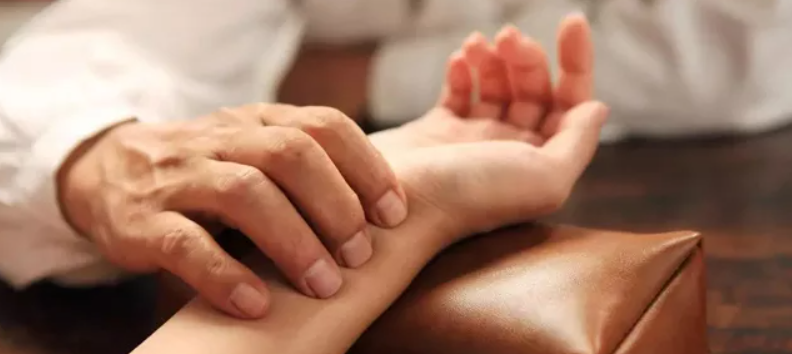 Solve Health Problems with Ayurvedic Pulse Diagnosis
